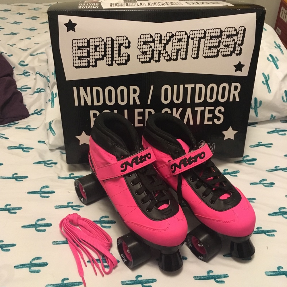 NWT NITRO Indoor/Outdoor Roller Skates size 9